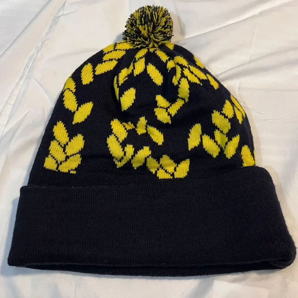Michigan‎ Wolverines Black Yellow Pom Beanie Winter Hat Knit Cap University Logo
